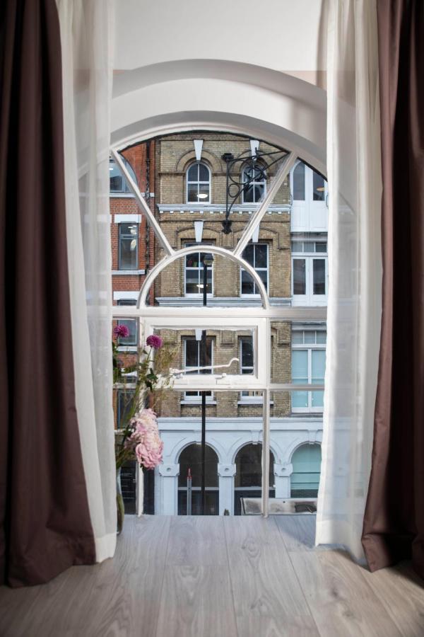 Bob W Commercial House Londen