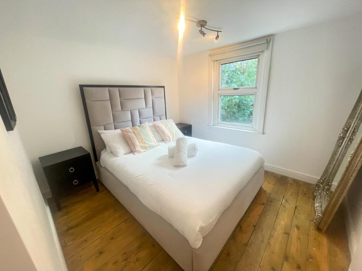Ferienhaus 8 Balchier Road London