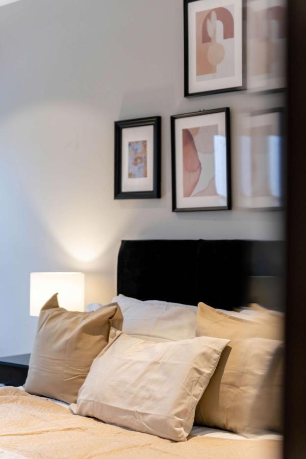 Vakantiehuis Stunning Camden House With Private Terrace & Free Parking *