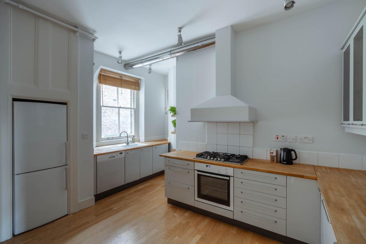 Bright Space In The Heart Of Apartment