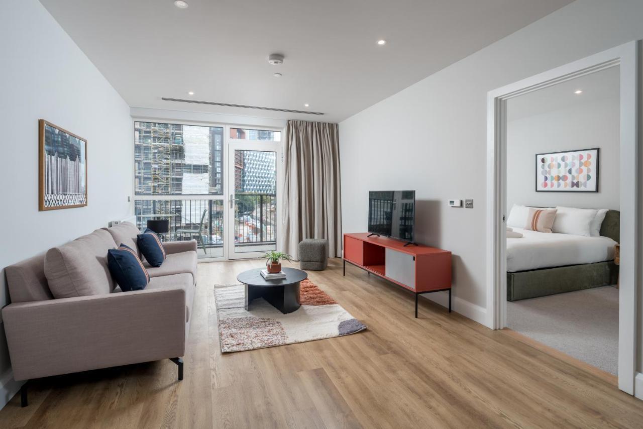 Altido New Near Battersea Power Station Apartment London