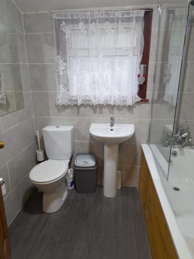 Bubblesbnb- 4 Bedroom House Londres