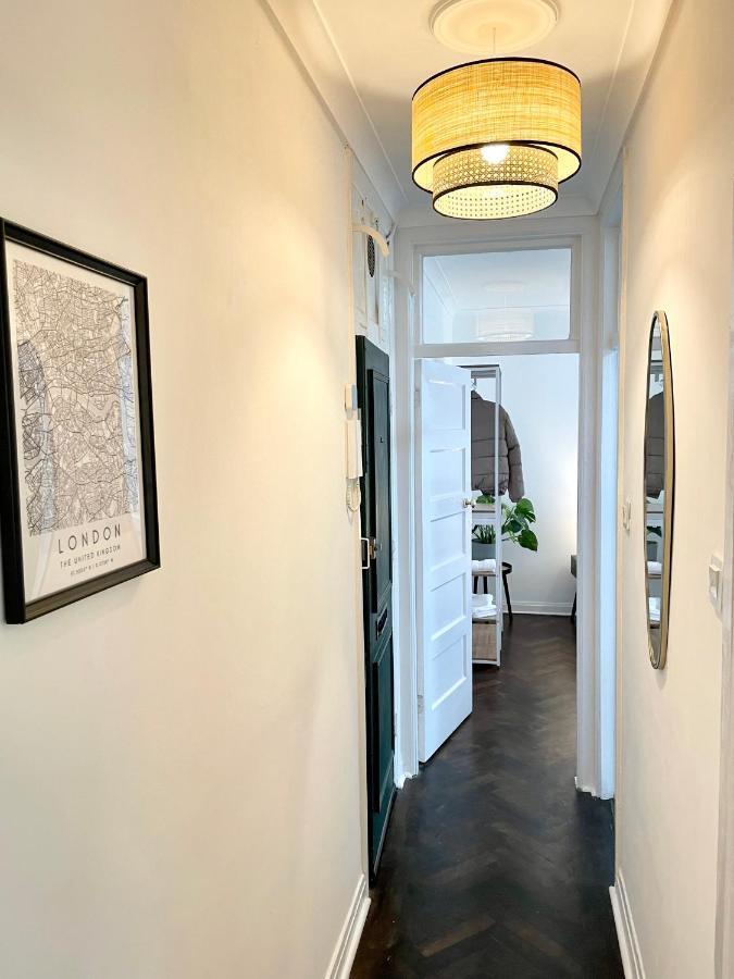 Newly Refurbished 2 Bedroom In South Appartement *