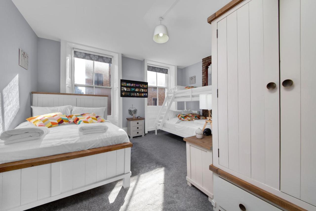 Hyde Park Guest house *