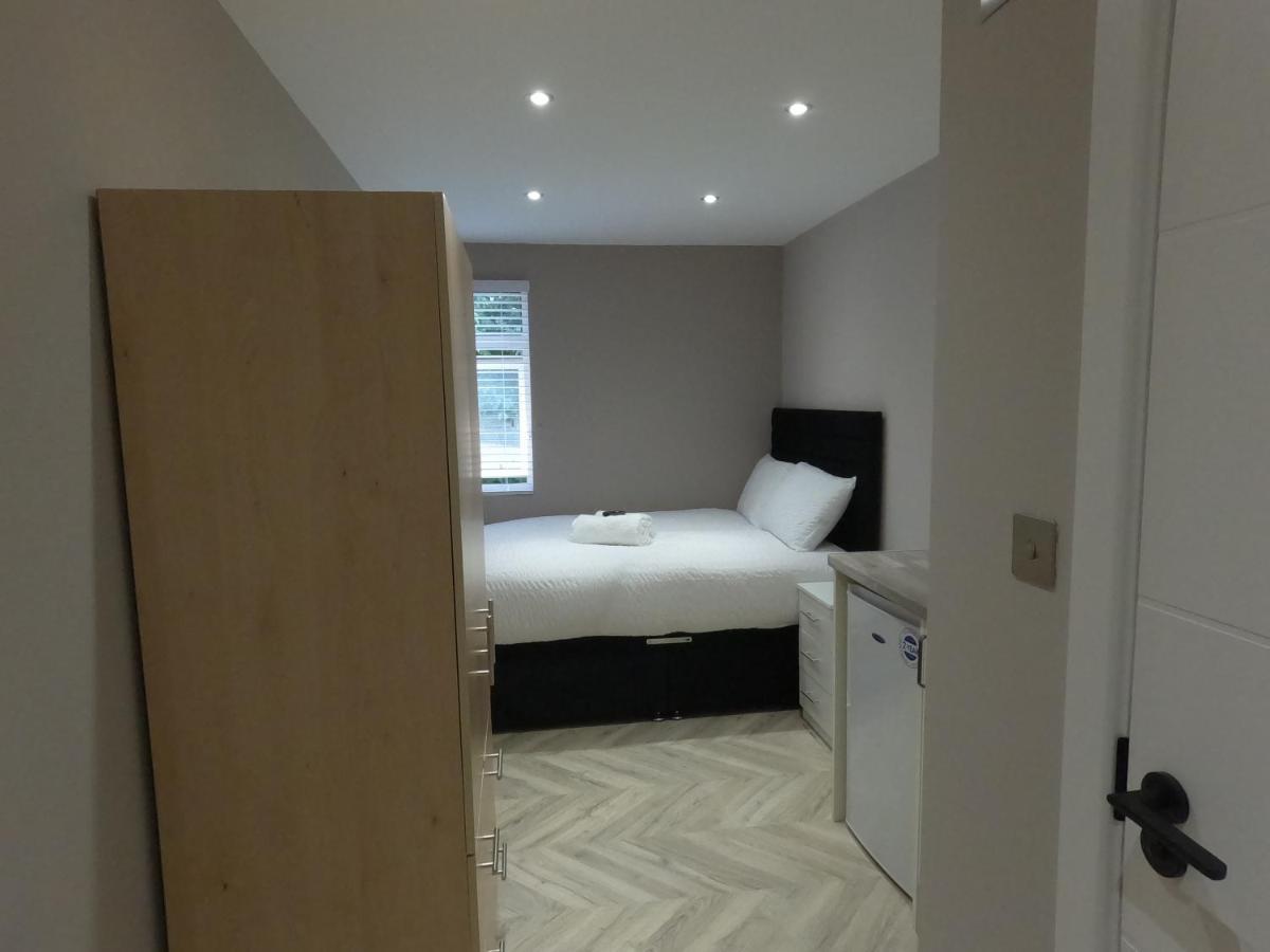 Quarto em Acomodações Particulares Lbt Ltd