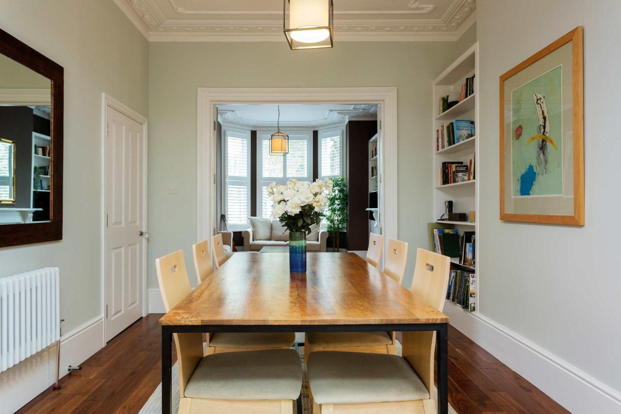 Veeve - Embassy Elegance Londen