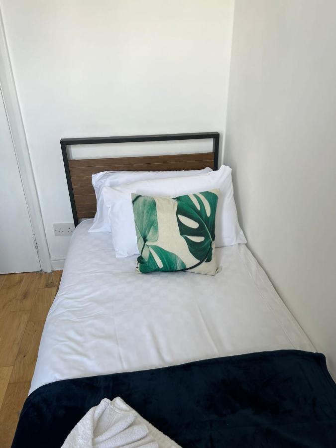 Single Studio Shared Bathroom/toilet Near Paddington Londres