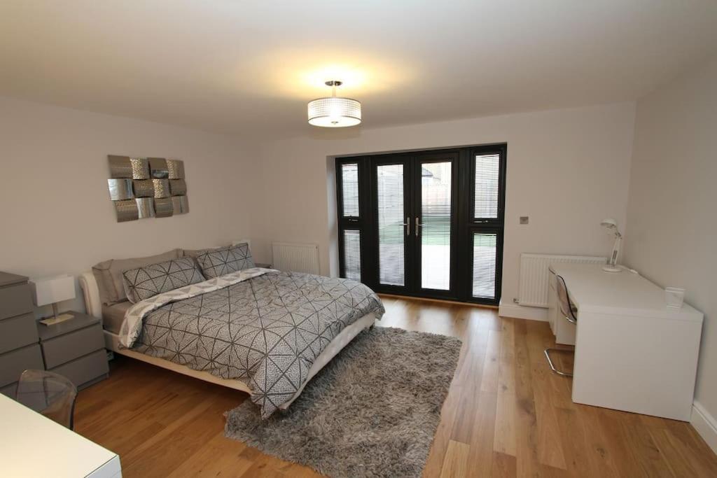 Lovely One Bed Apartment-near Transport-village-freeparking Apartamento Londres