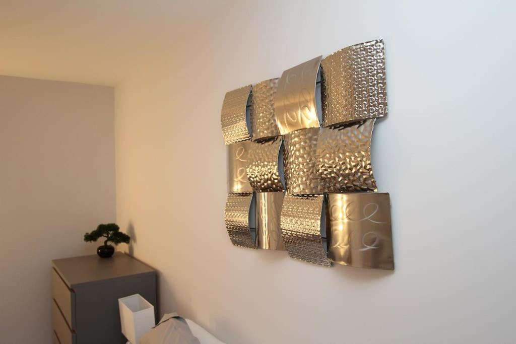 Apartamento Lovely One Bed Apartment-near Transport-village-freeparking