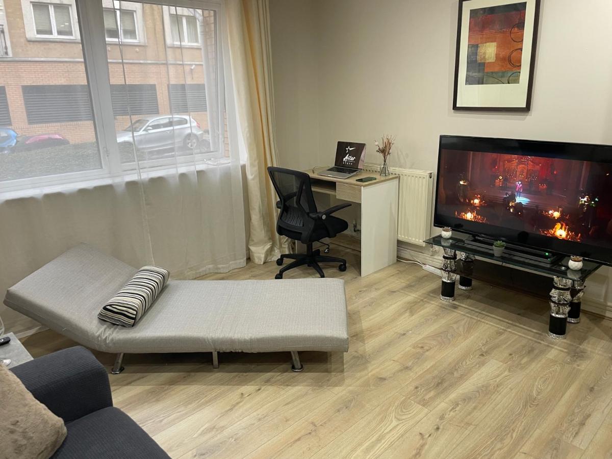 Canary Wharf O2 Excel Flat With Parking & Balcony * Londres