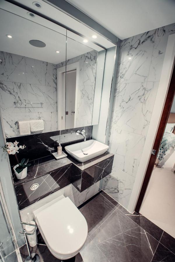 Apartamento Lovely 4/bdr Penthouse W/ Lovely Views Londres