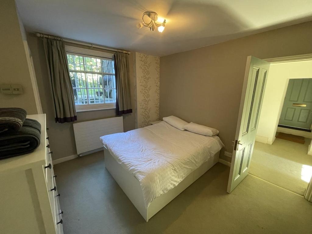 Beautiful 5-bedroom Townhouse Apartamento Londres