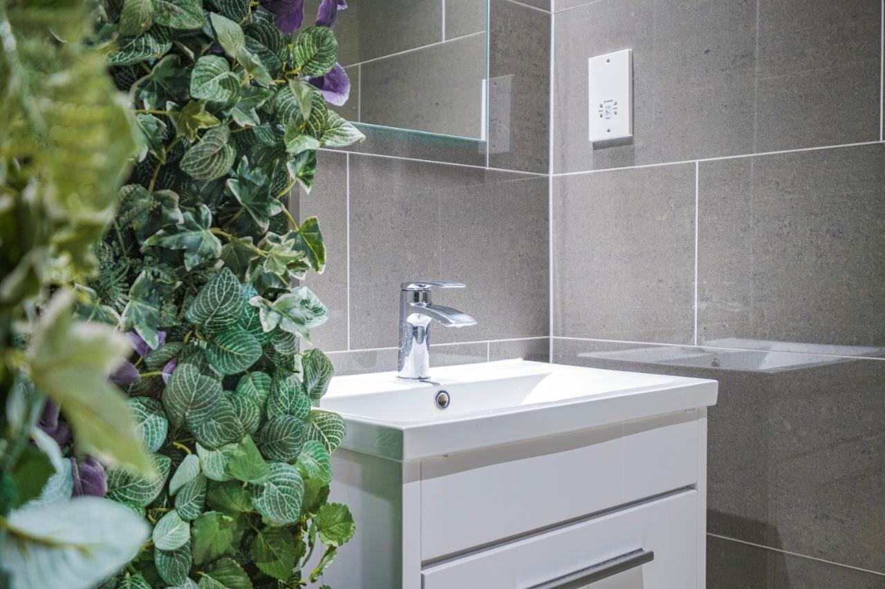 Apartamento Larger Groups With Garden And Parking Londres