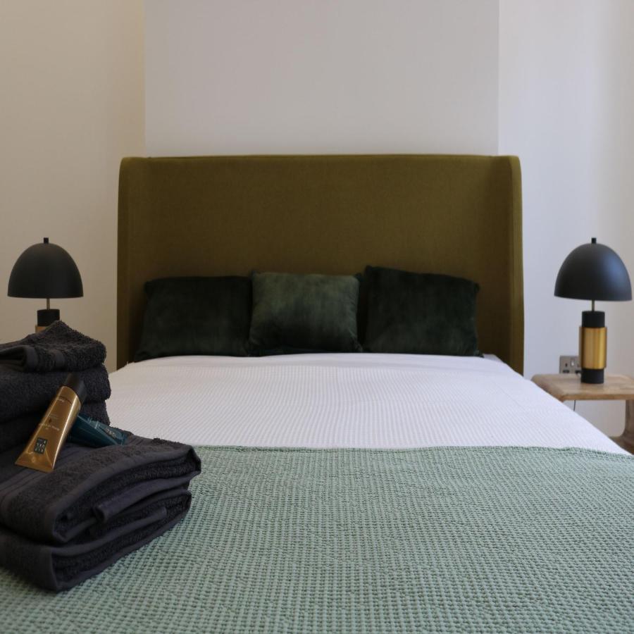Appartement Phaedrus Living: Center Luxury Flat Clarewood *