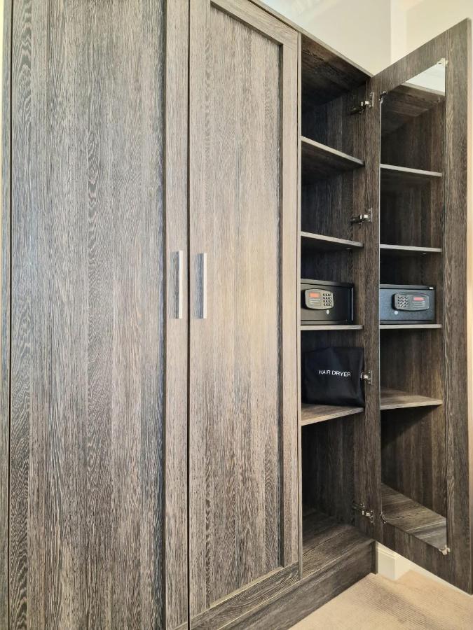 Astor Court Hotel 3*