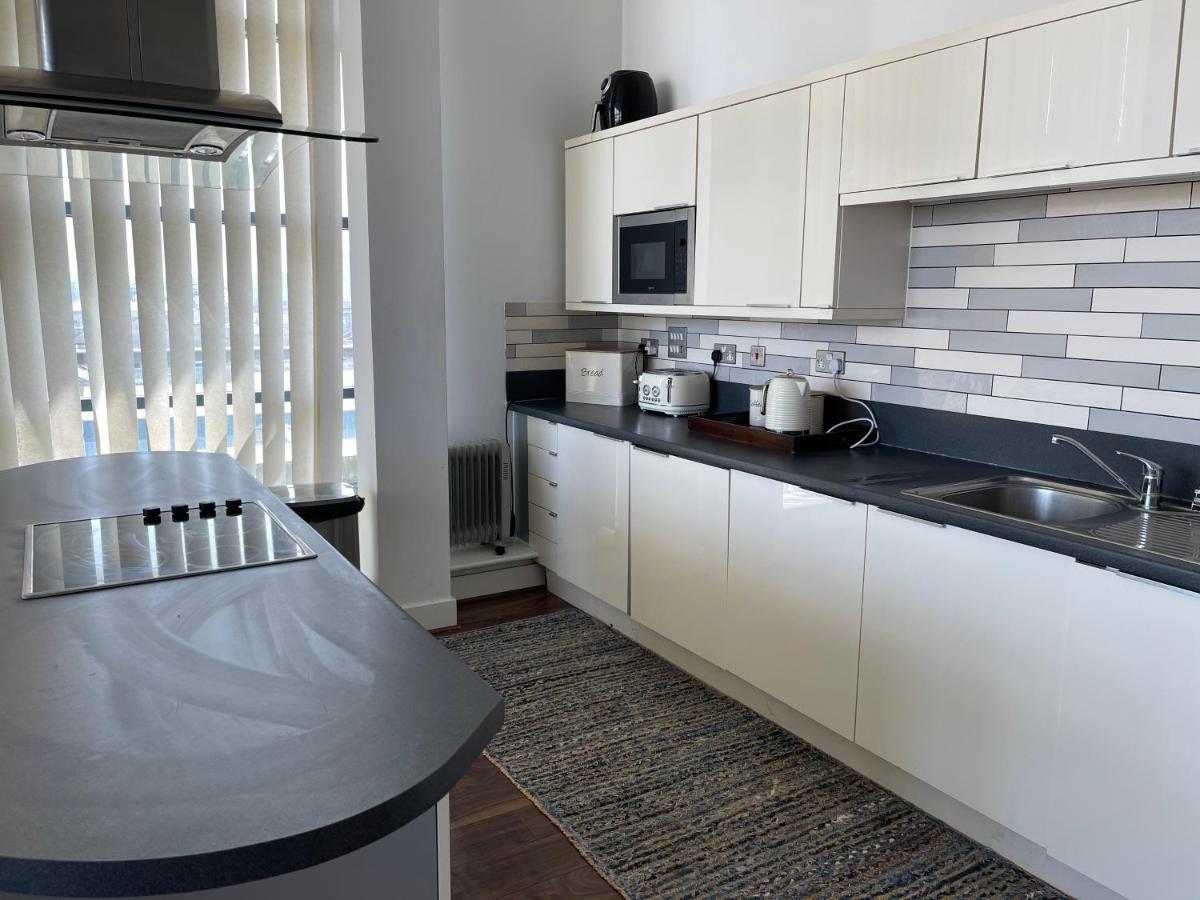 3 Bedroom Stunning Penthouse Apartamento Londres