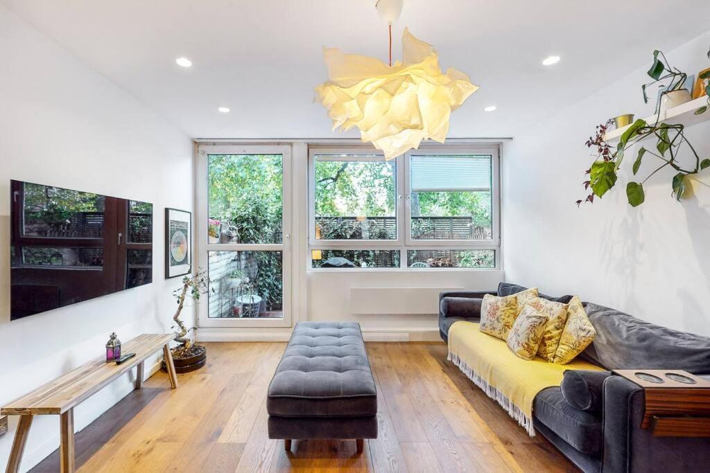Apartamento Charming 2-bedroom Maisonette With Private Garden Londres