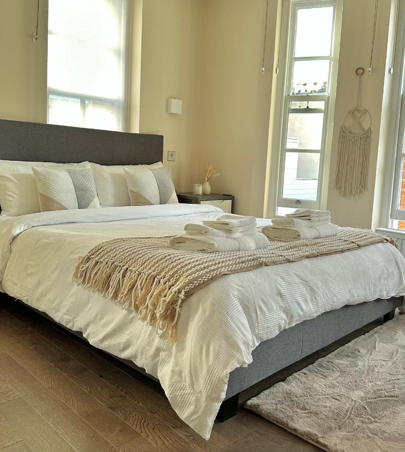 1 Spacious Luxury Bedroom Flat On Oxford St, Next To Selfridges Appartement *