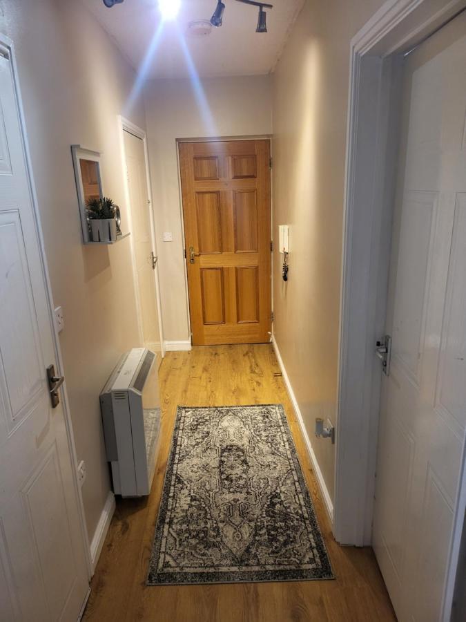 Lovely 2-bedroom With Free Wifi Apartamento Londres