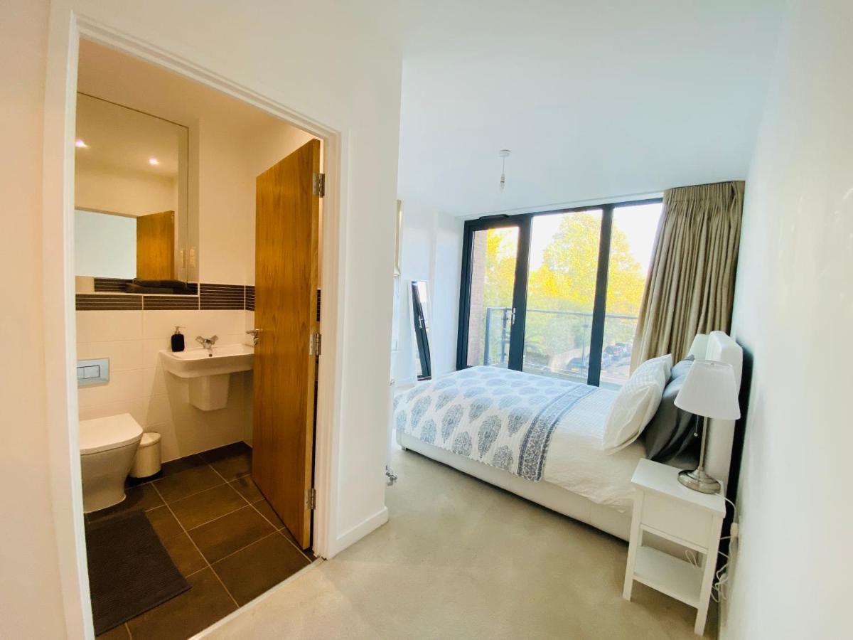 Spacious Two Bedroom In Balham Apartamento