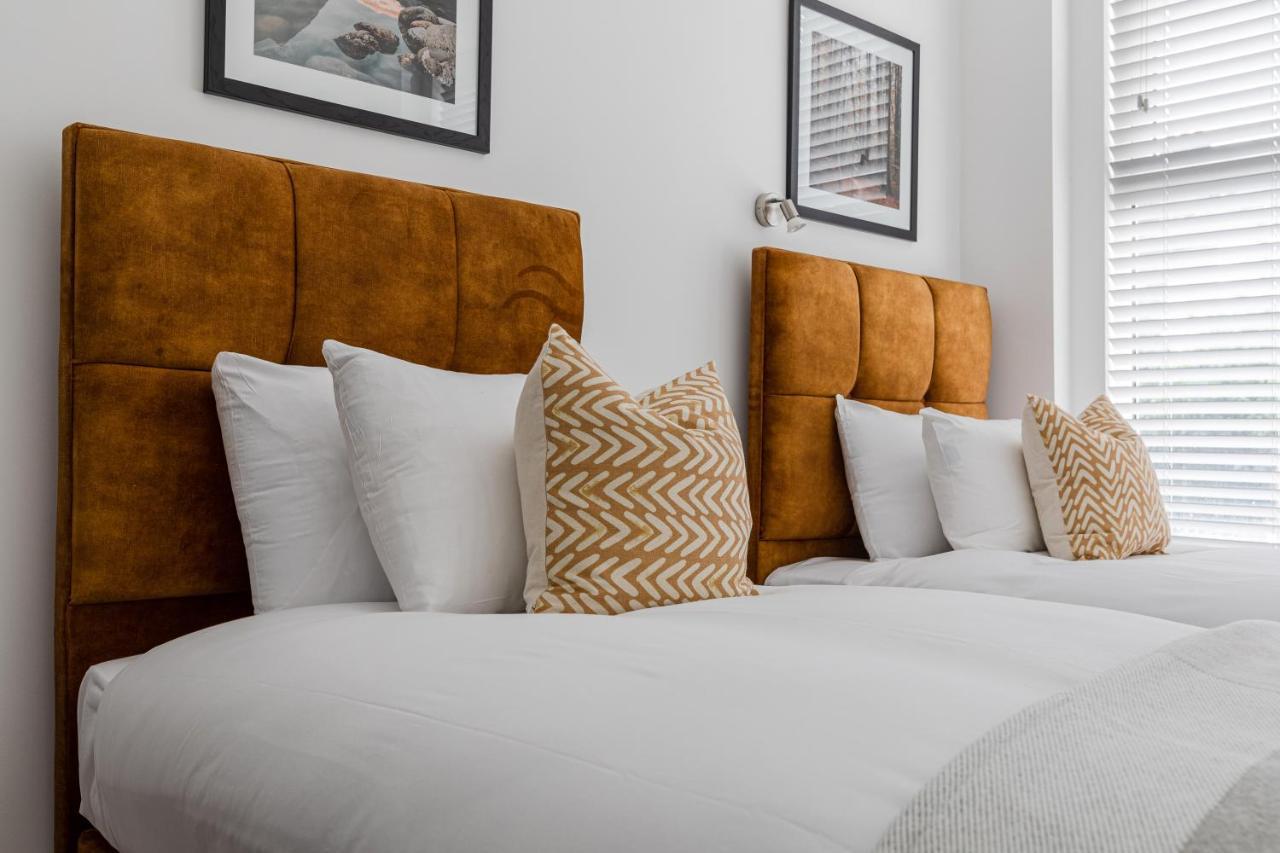 Dainty 2bd Flat In Greater Apartment
