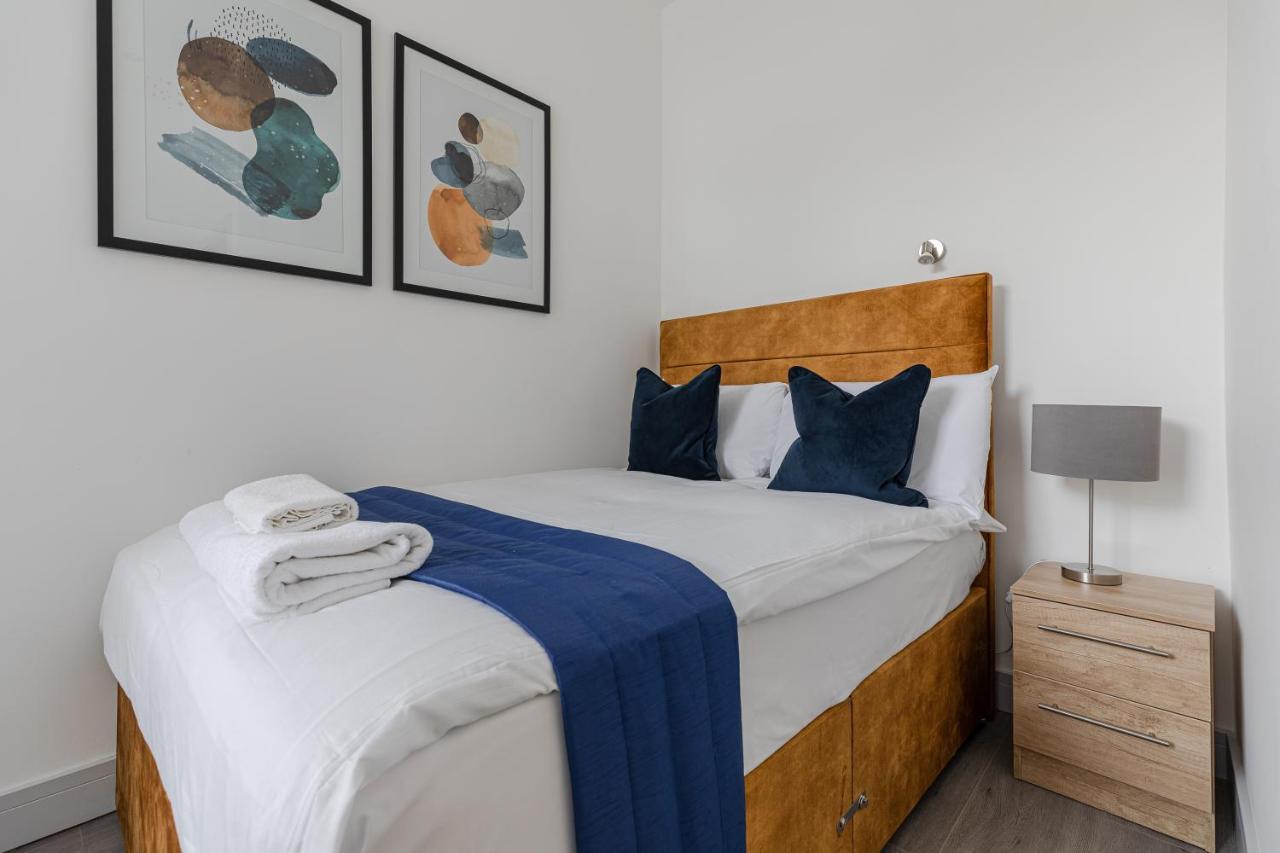 Apartment Dainty 2bd Flat In Greater London