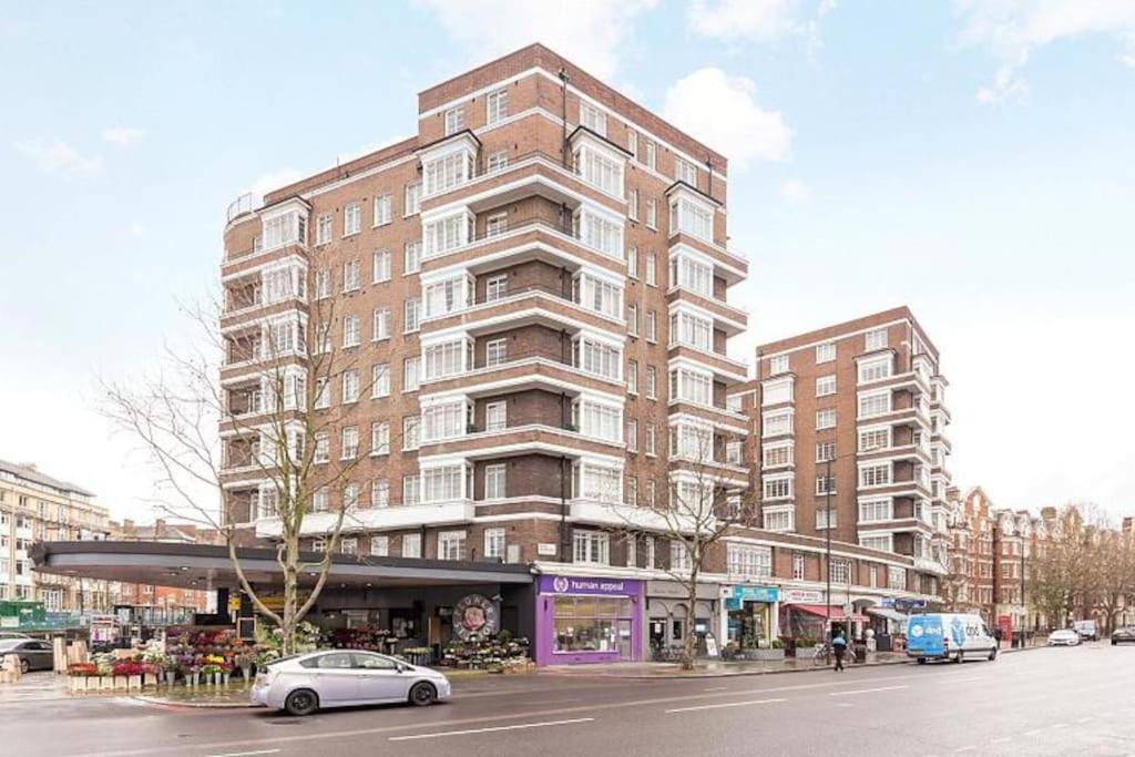 King-sized Studio, 6th Floor + Lift, Regent's Park Apartamento