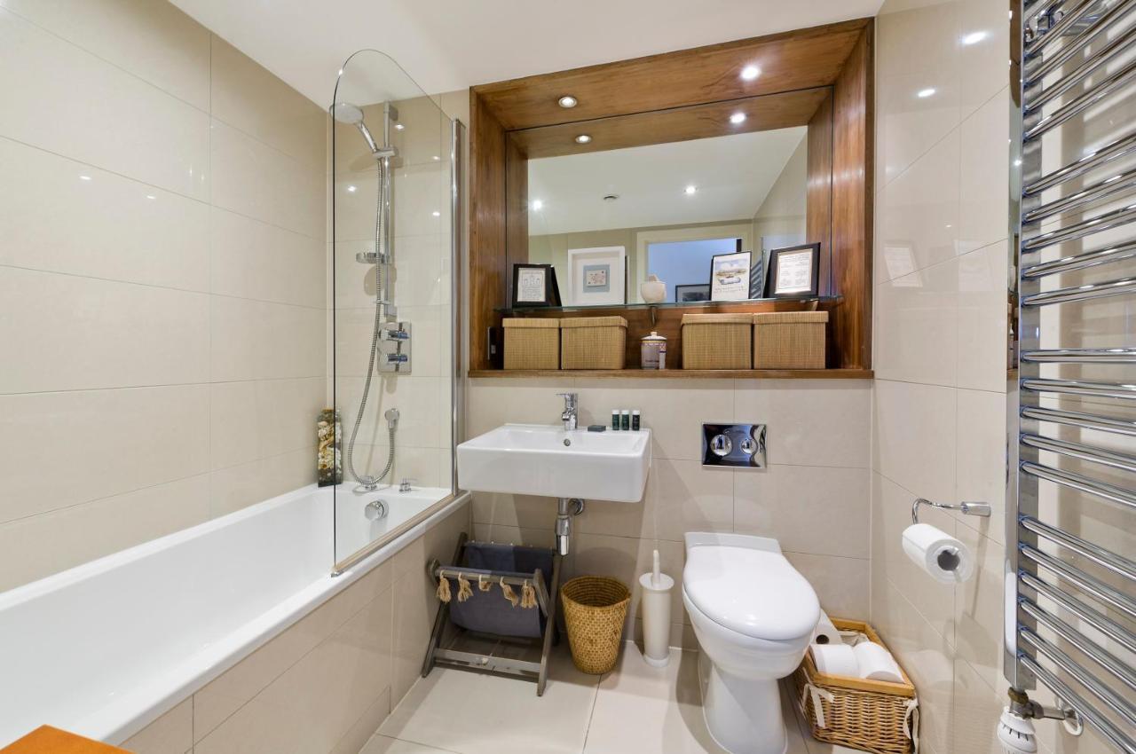 Apartamento Superb With Terrace Near The River In Putney By Underthedoormat Londres