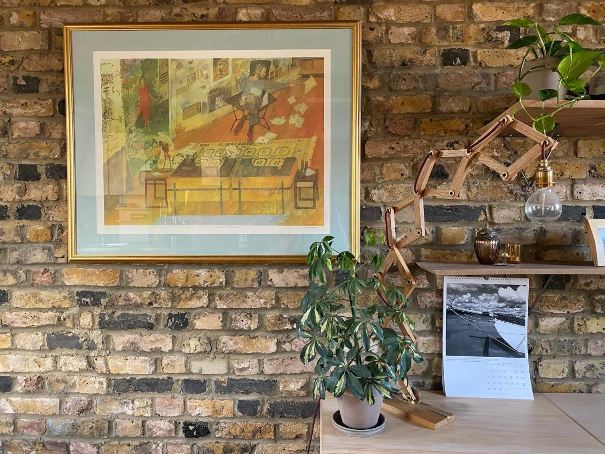 Bright & Beautiful Loft 10mins To Shoreditch Apartment