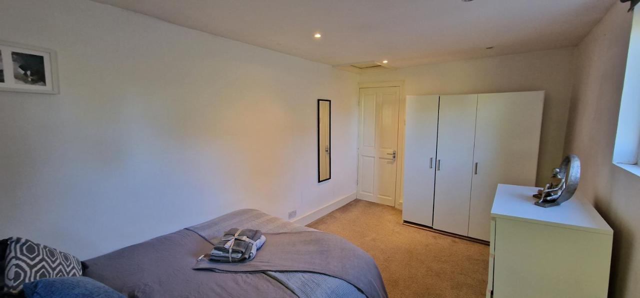 Cultural Epicenter, 4 Bedroom, To Do Than Do! Londen