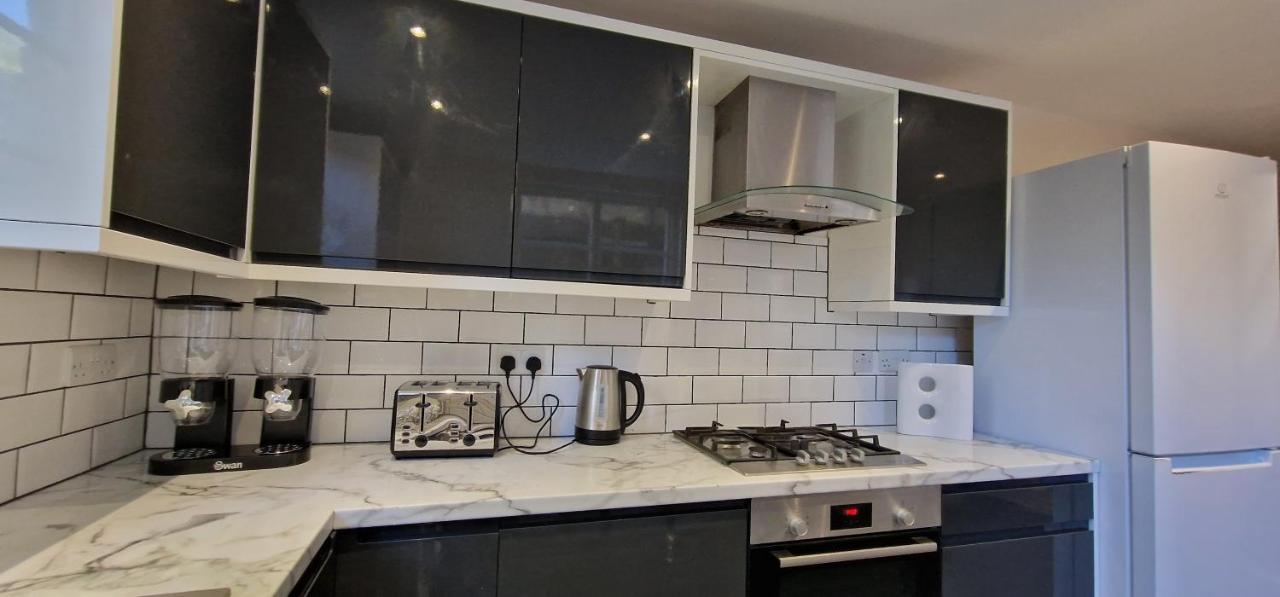 Cultural Epicenter, 4 Bedroom, To Do Than Do! Appartement Londen