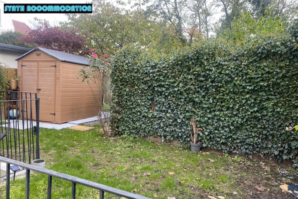 80s Retro 3 Bedroom In Wimbledon Sleeps 6! Netflix Wifi And Arcade! Perfect For Families Business & Leisure Guests! Appartement