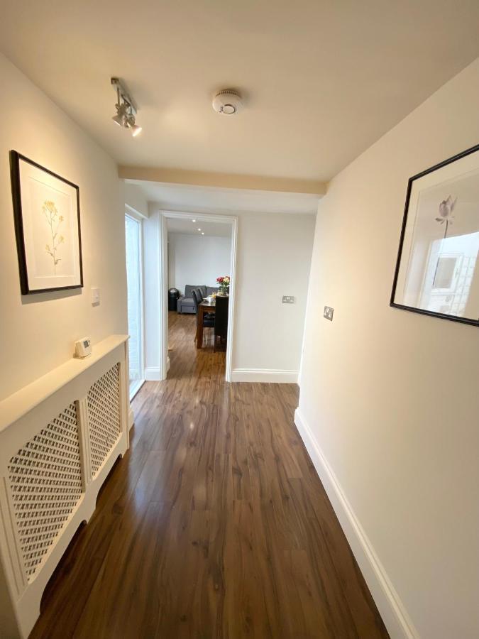 Stylish Maisonette And In Victoria Apartamento Londres