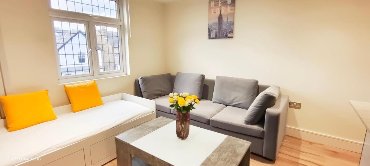 Appartement First Floor Flat 1 Northwood