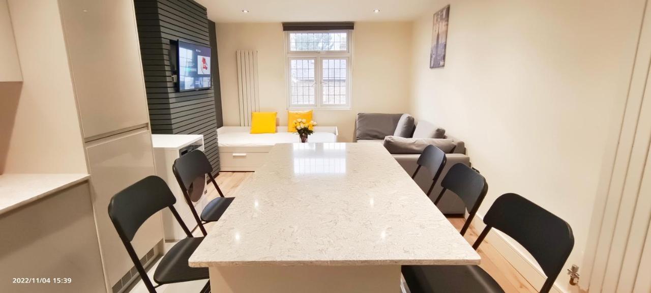 Appartement First Floor Flat 1 Northwood Londen