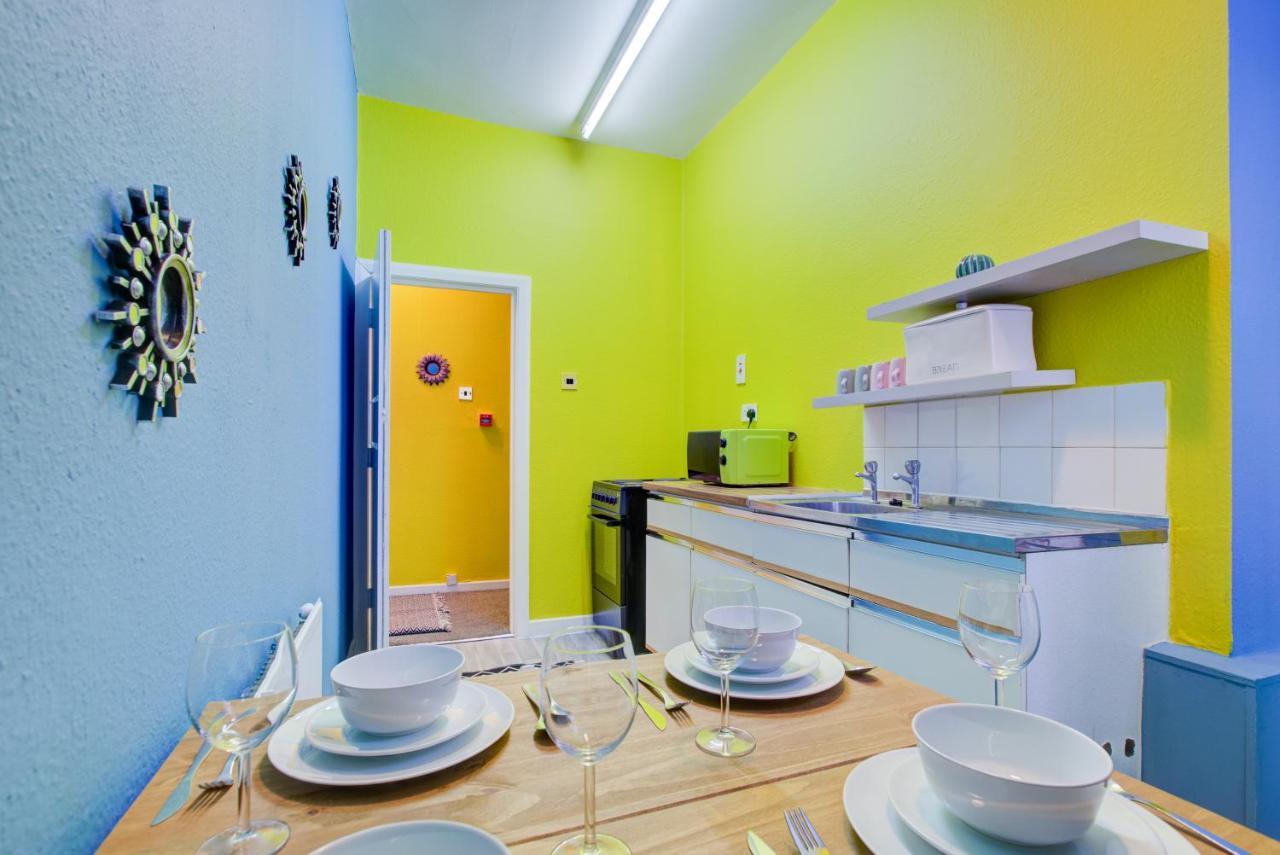Inviting 2-bed Budget In * Londen