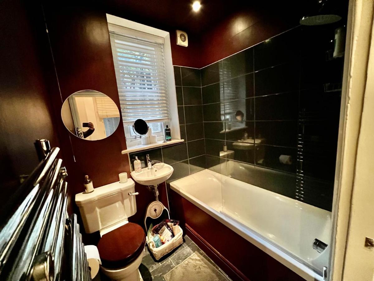 Appartement Spacious Flat With Huge Patio In Central