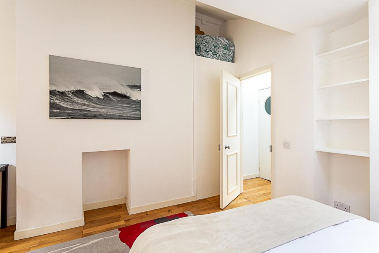Farringdon Leo Loft London