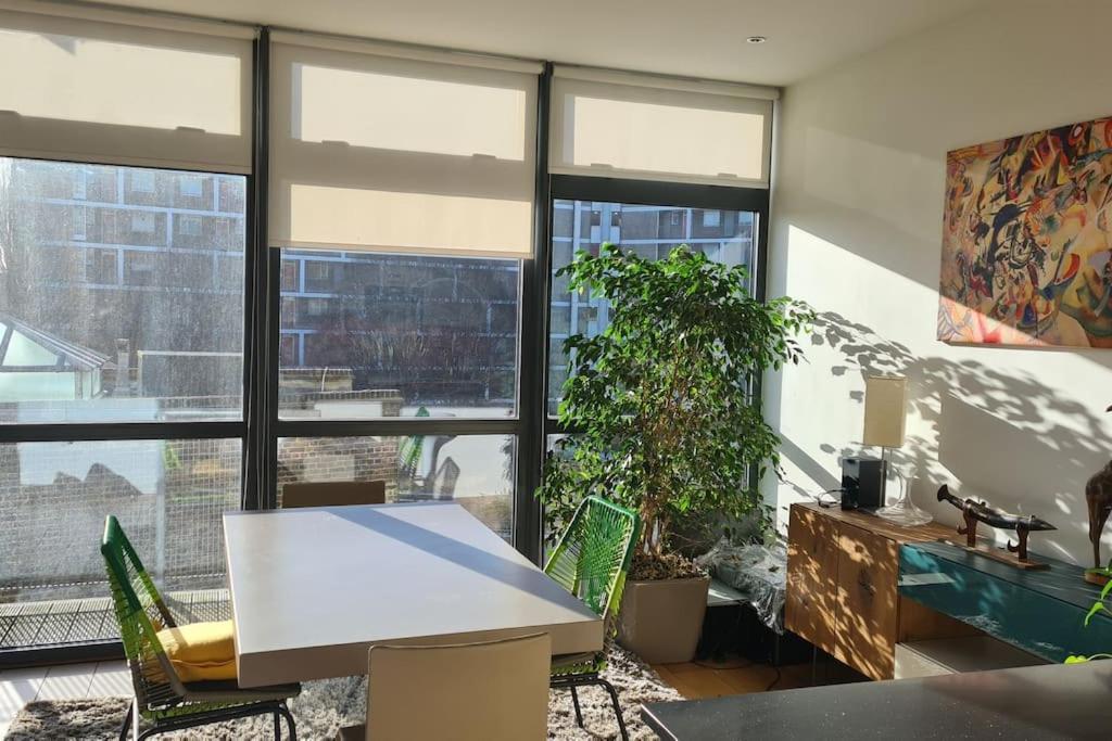Luxurious Flat Sunny, Quiet, Design, Lift, Balcony Apartment