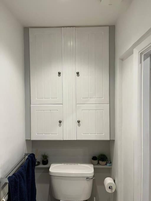 Gorgeous 2 Bedroom Flat In Charming Swiss Apartamento *