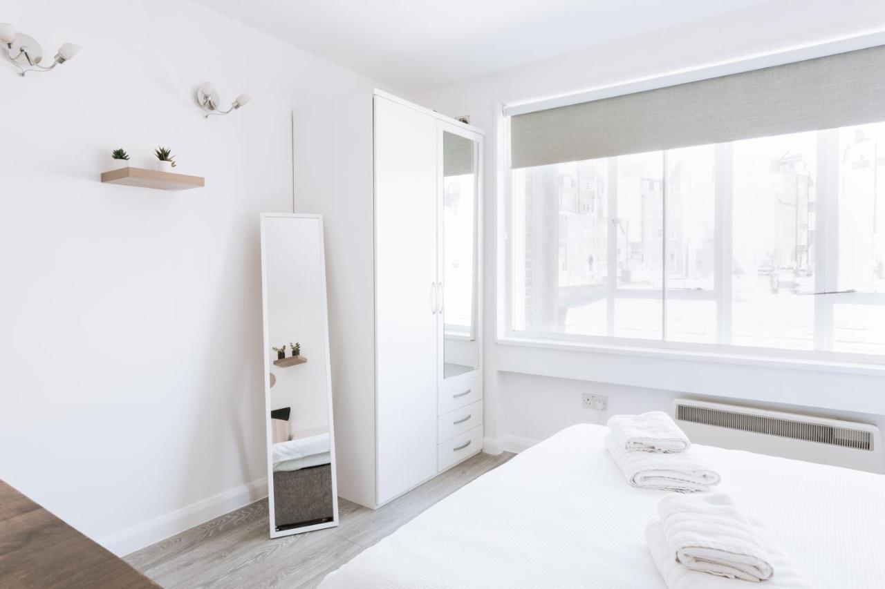 Modern Cozy Studio Flat In Zone 1.