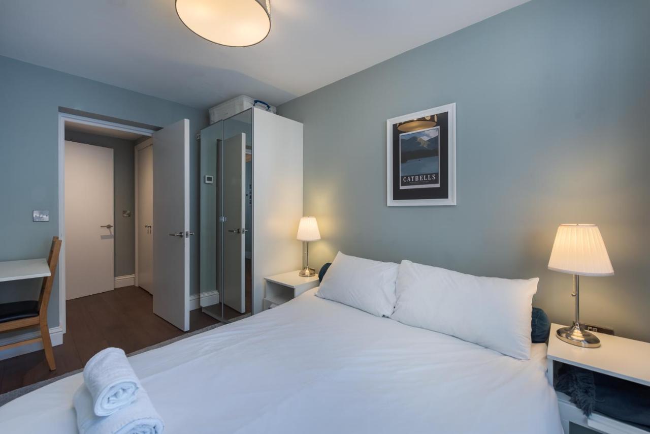 Attractive With Private Patio In Fashionable Fulham By Underthedoormat * Londres