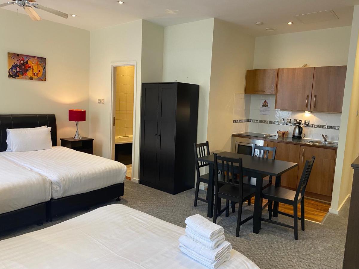 Grand Plaza Con Servicio Londres