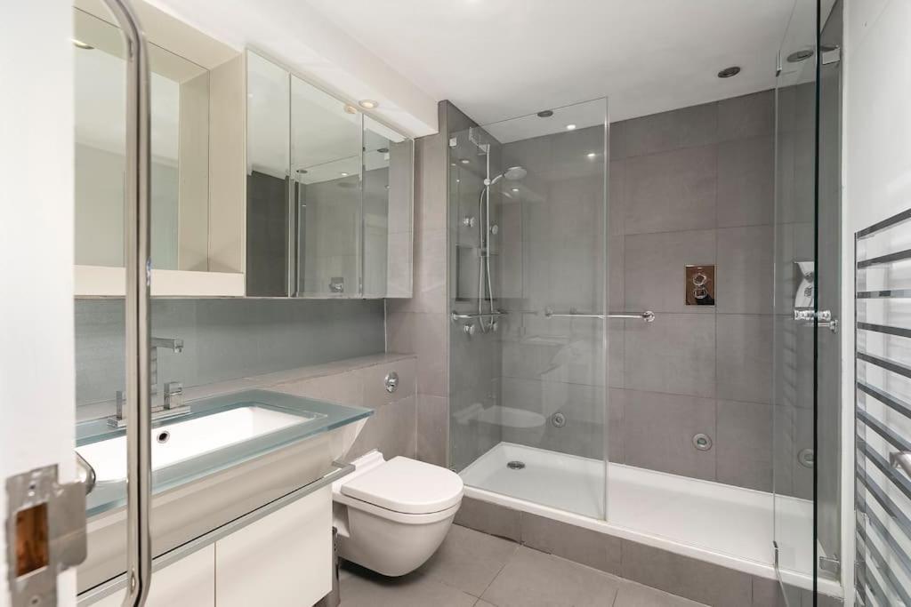 ' Luxury & Spacious Airconditioned 4 Bed 4 Bath ' * Londres
