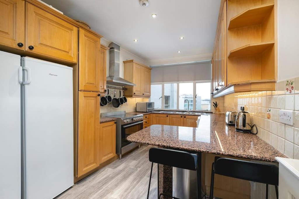 ' Luxury & Spacious Airconditioned 4 Bed 4 Bath ' * Londres