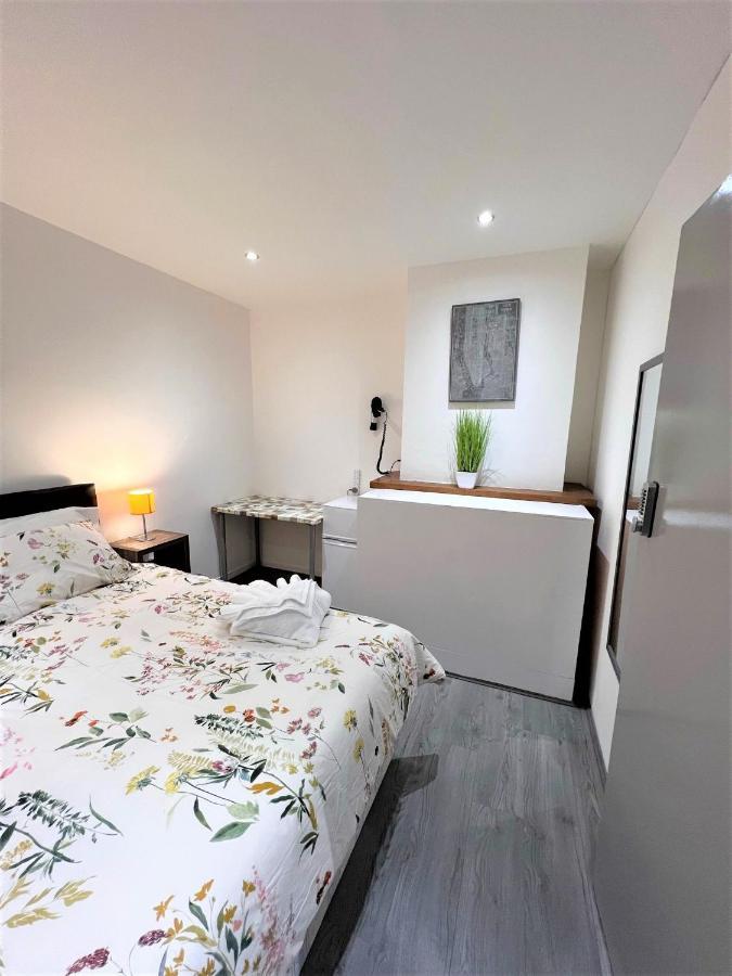 Stepney Beds To 24