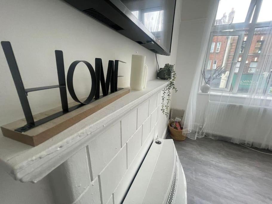 Apartment Lovely 2 Bed On Tower Bridge *