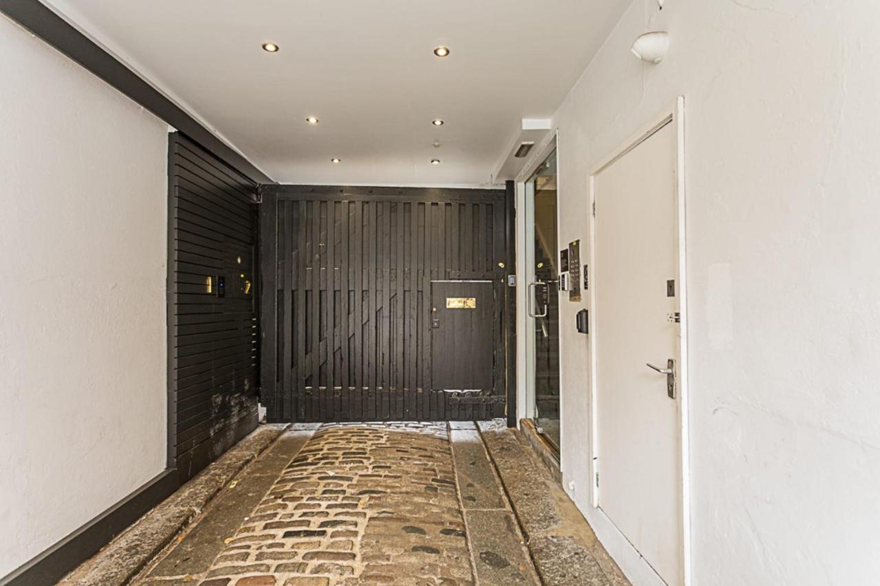 Farringdon Leo Loft London