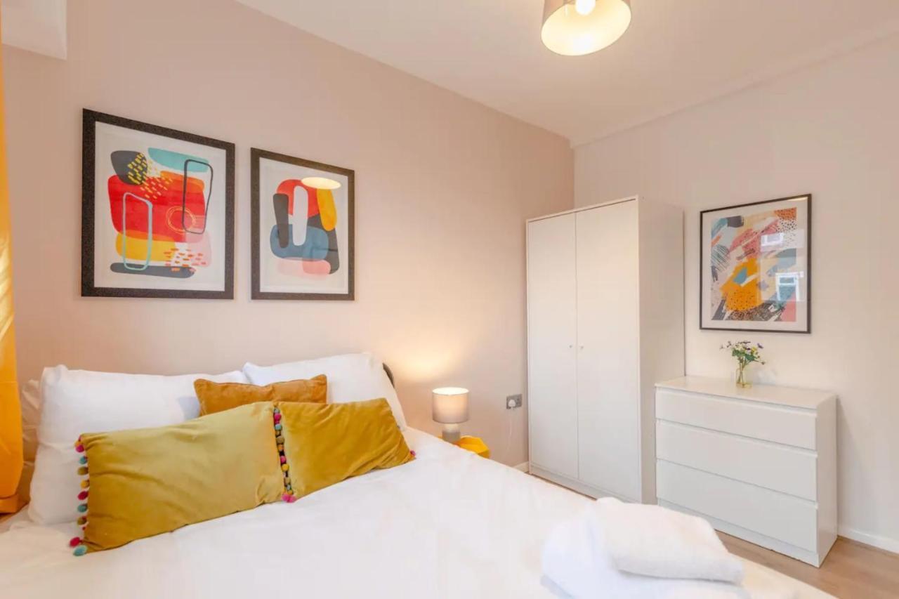 Ferienhaus 3 Bedroom House With Garden London