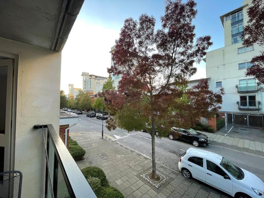 Lovely 2-bed Flat Along The River Thames Apartamento Londres
